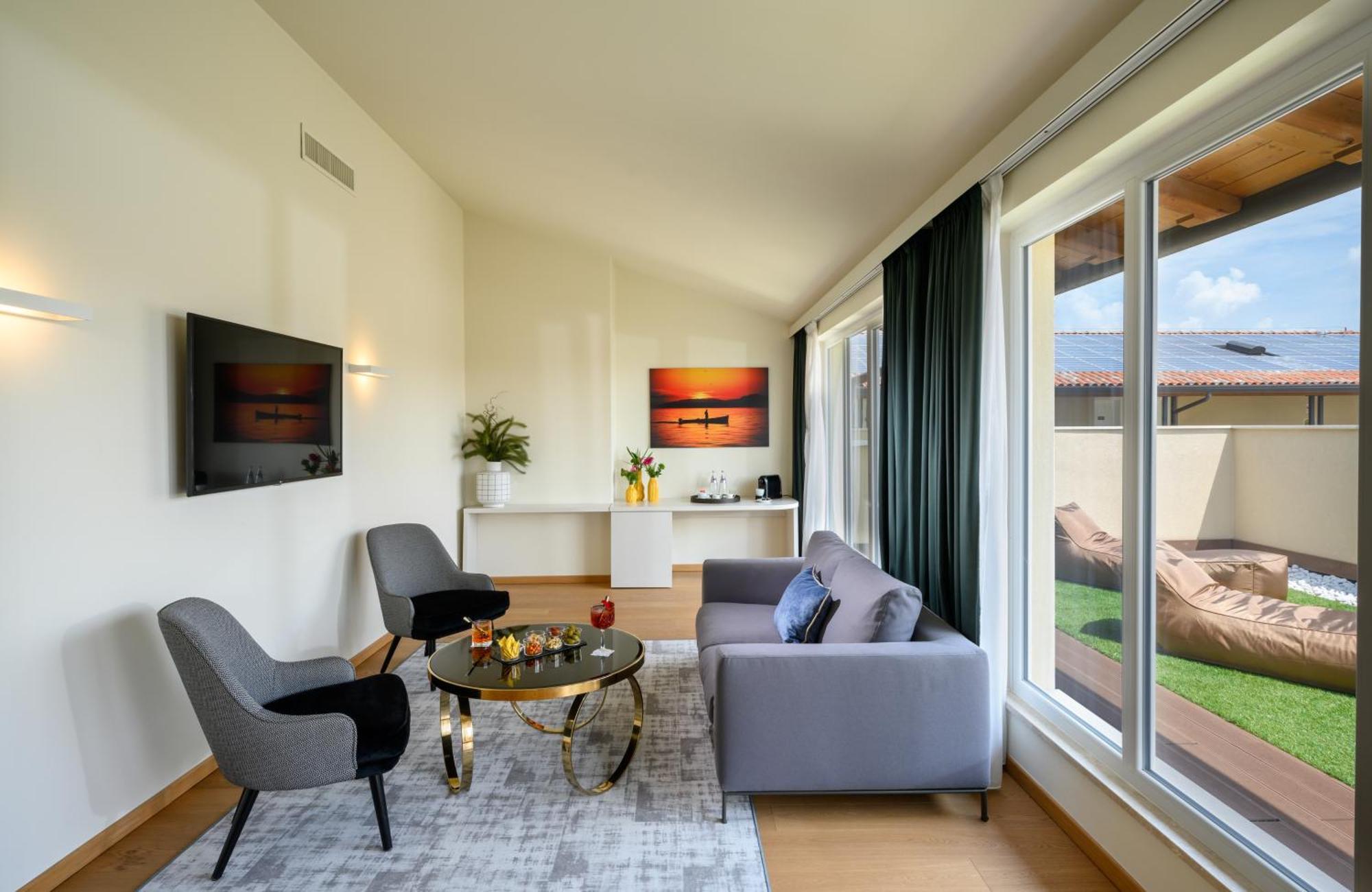 Leonardo Hotel Lago Di Garda - Wellness And Spa ラツィーゼ エクステリア 写真