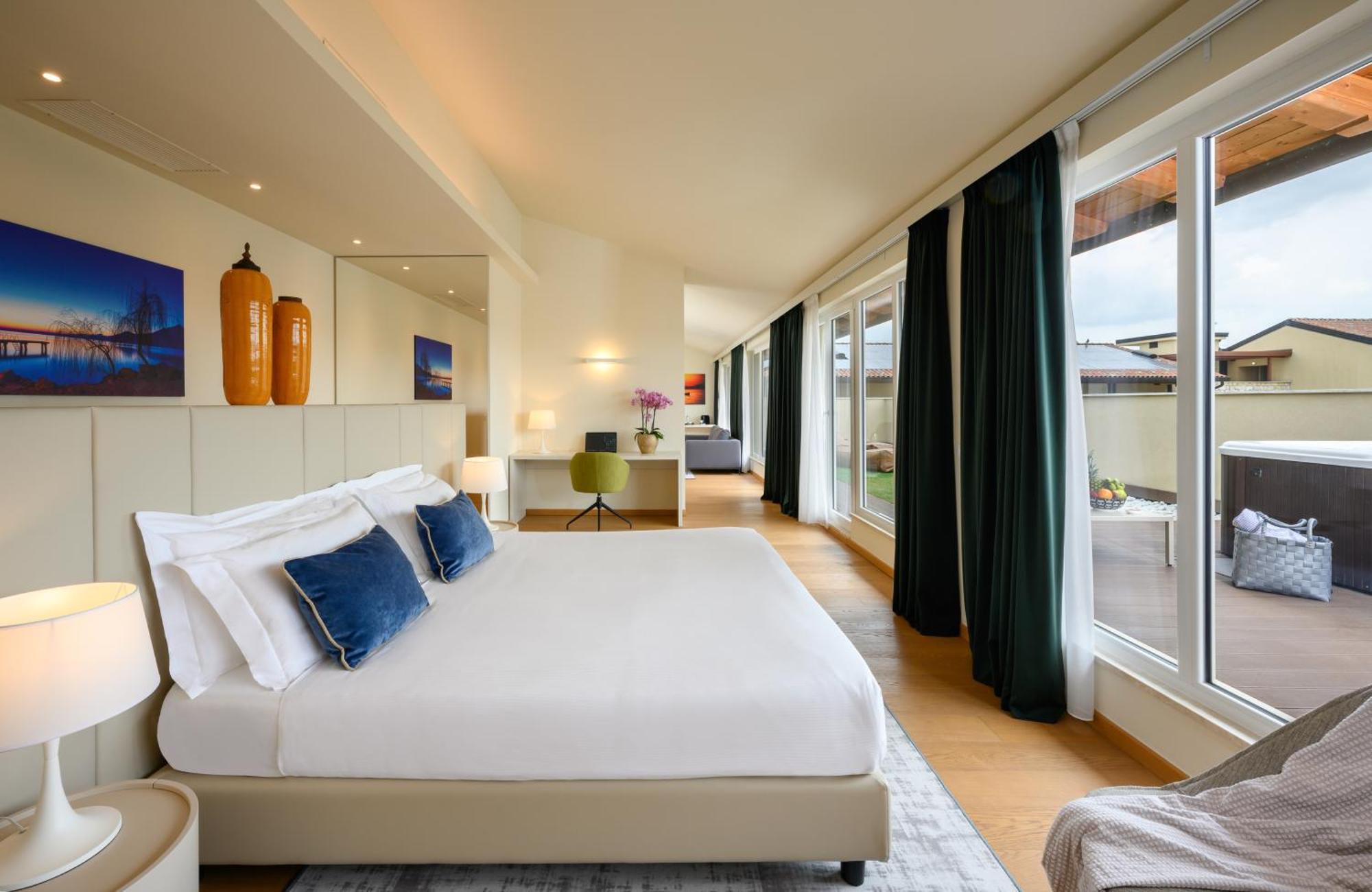 Leonardo Hotel Lago Di Garda - Wellness And Spa ラツィーゼ エクステリア 写真