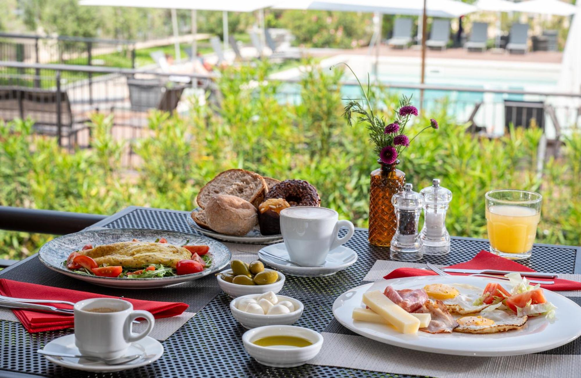 Leonardo Hotel Lago Di Garda - Wellness And Spa ラツィーゼ エクステリア 写真