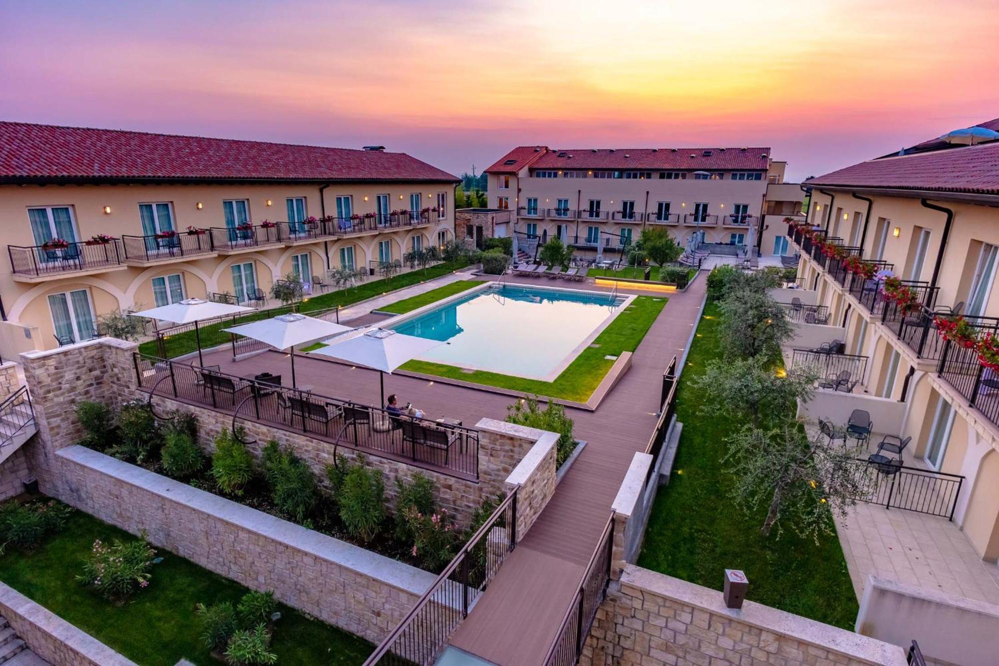 Leonardo Hotel Lago Di Garda - Wellness And Spa ラツィーゼ エクステリア 写真