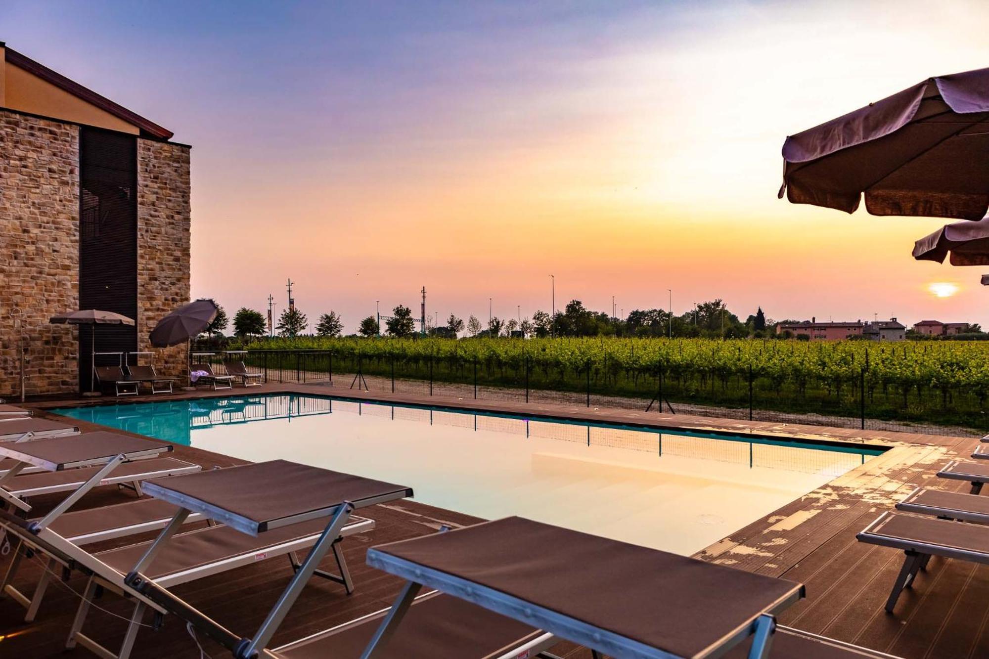 Leonardo Hotel Lago Di Garda - Wellness And Spa ラツィーゼ エクステリア 写真